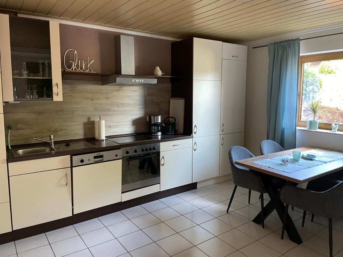 Haus Baerbel Apartamento Geisfeld  Exterior foto