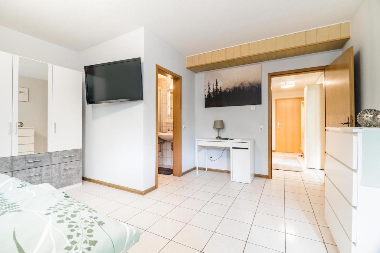 Haus Baerbel Apartamento Geisfeld  Exterior foto