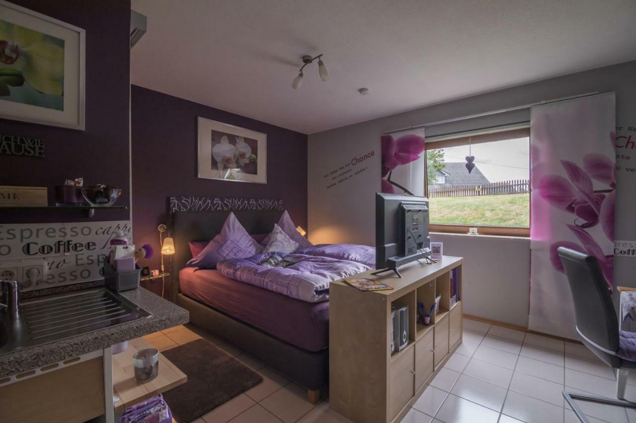 Haus Baerbel Apartamento Geisfeld  Exterior foto