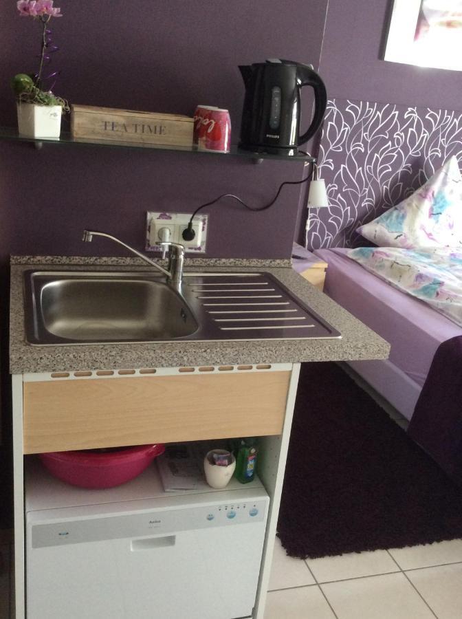 Haus Baerbel Apartamento Geisfeld  Quarto foto